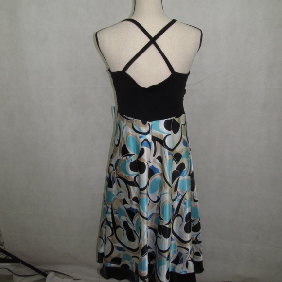 Intrigue Strap Dress size L Stretch Sleeveless New - Picture 7 of 7